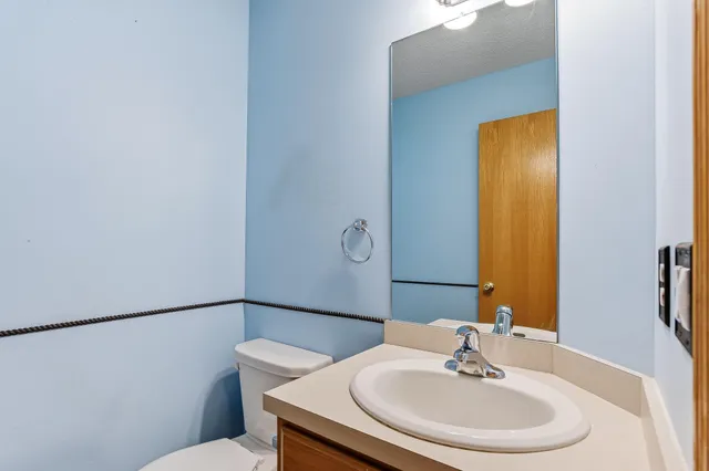 $200,000 | 10385 64th Street Northeast, Albertville, MN 55301