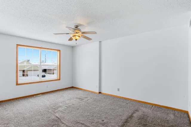 $200,000 | 10385 64th Street Northeast, Albertville, MN 55301