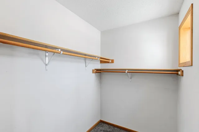 $200,000 | 10385 64th Street Northeast, Albertville, MN 55301