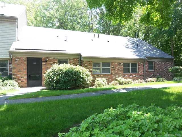 $2,600 | 180 Heritage, Unit E, Somers, NY 10589