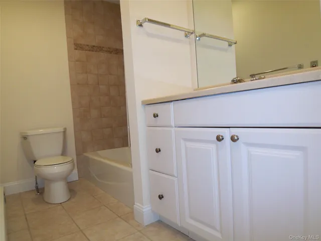 $2,600 | 180 Heritage, Unit E, Somers, NY 10589