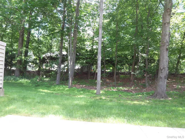 $2,600 | 180 Heritage, Unit E, Somers, NY 10589