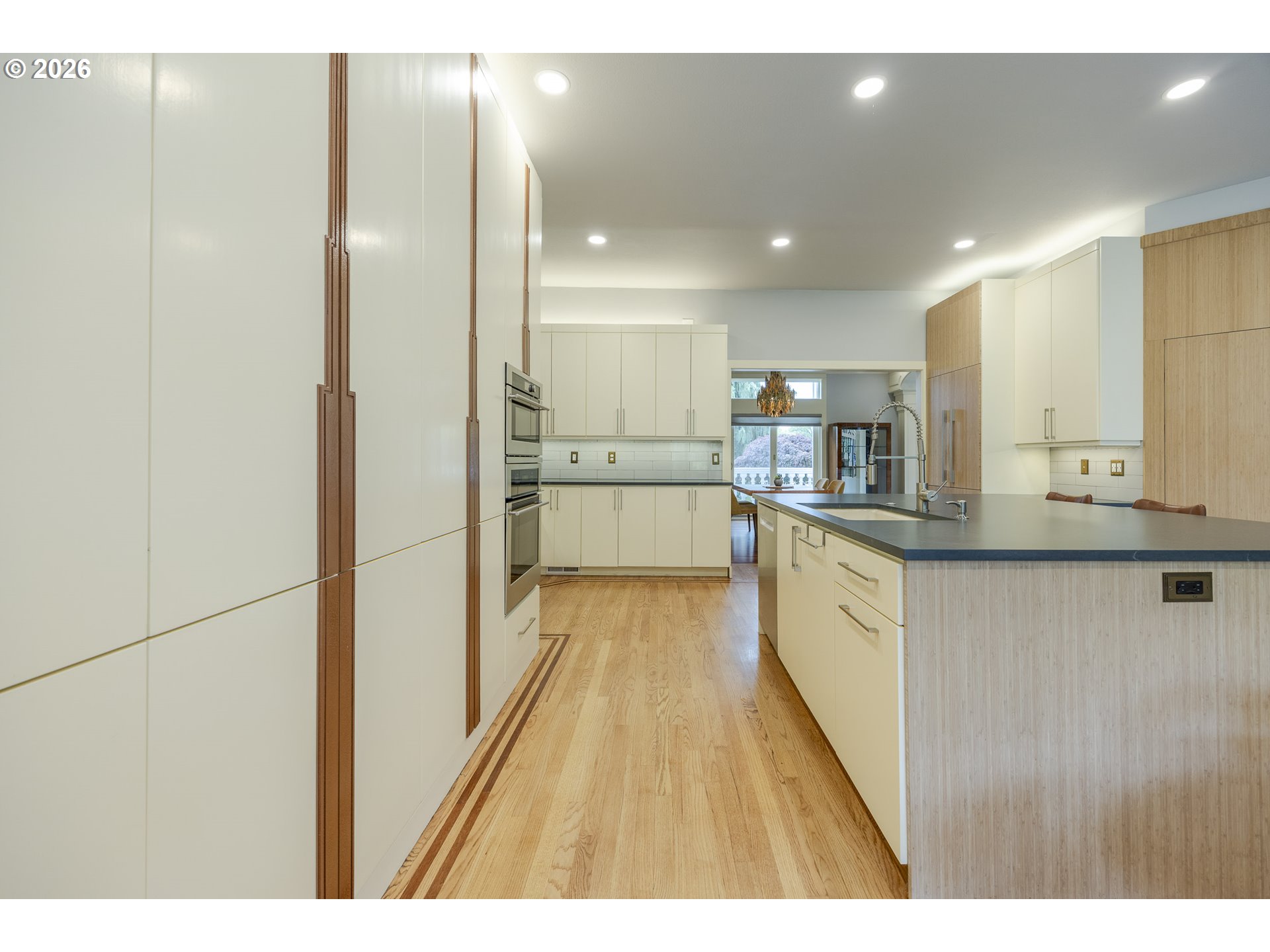 1564 Regency Drive Eugene, OR 97401 - Photo 21 of 48