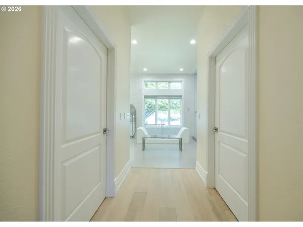 $1,700,000 | 1564 Regency Drive, Eugene, OR 97401