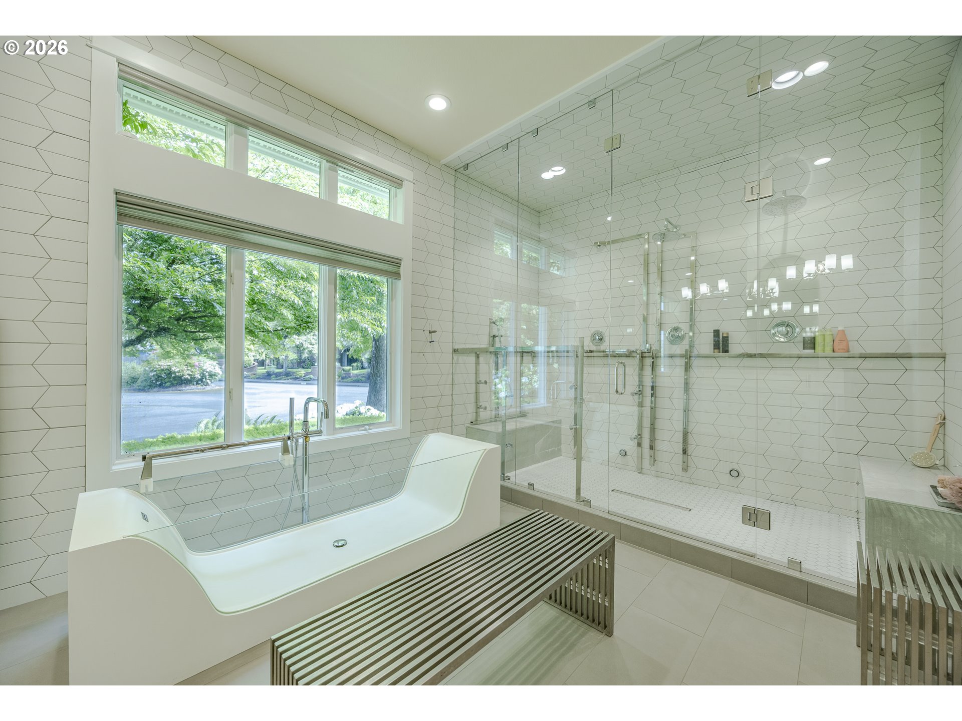 1564 Regency Drive Eugene, OR 97401 - Photo 32 of 48