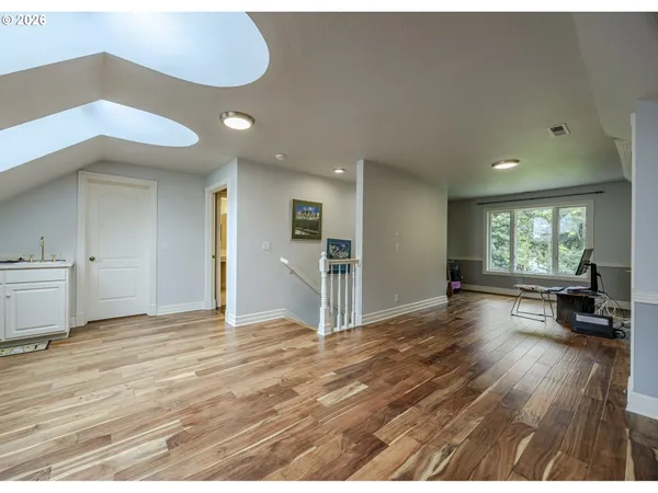 $1,700,000 | 1564 Regency Drive, Eugene, OR 97401