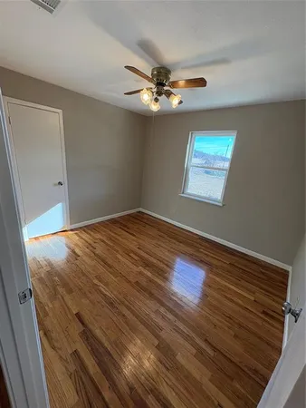 a view of empty room with window