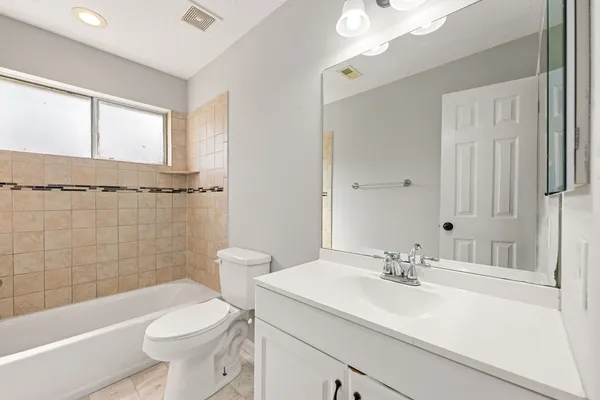 $269,000 | 2781 Glen Haven Drive, League City, TX 77573