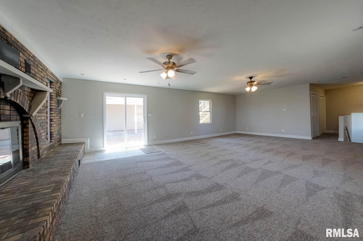 520 Sattley Street Rochester, IL 62563 - Photo 13 of 47