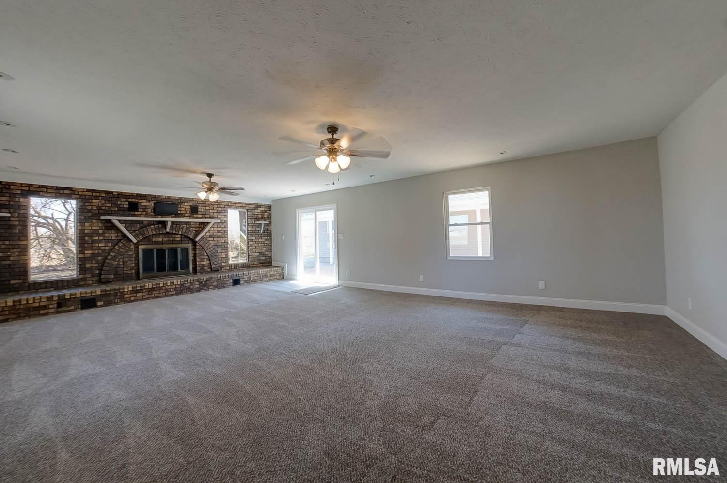 520 Sattley Street Rochester, IL 62563 - Photo 15 of 47