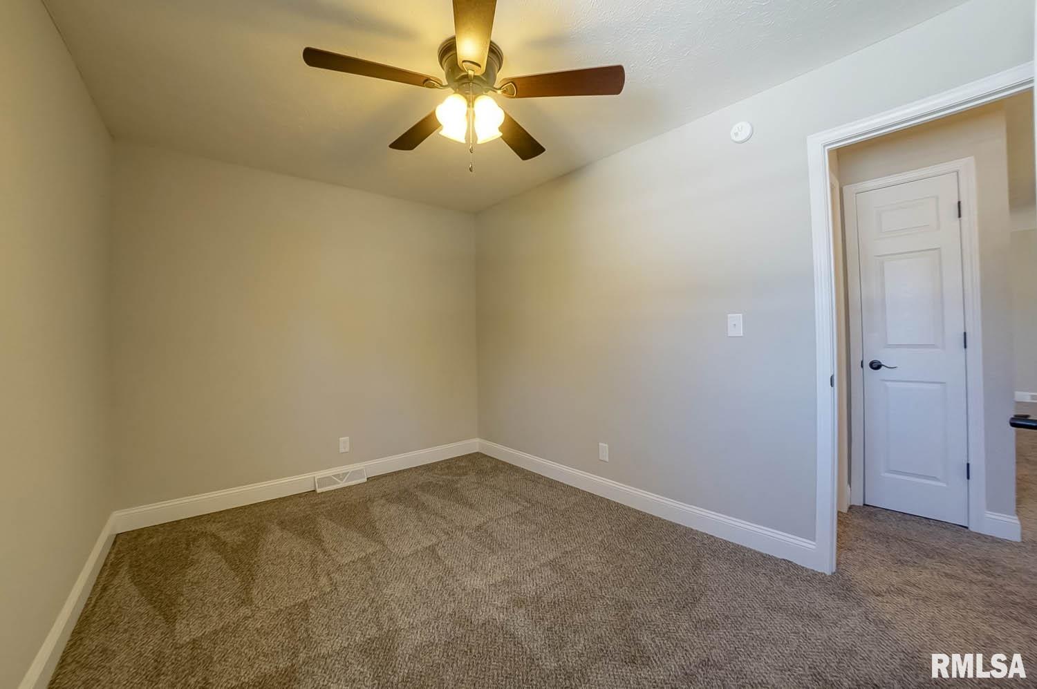 520 Sattley Street Rochester, IL 62563 - Photo 20 of 47