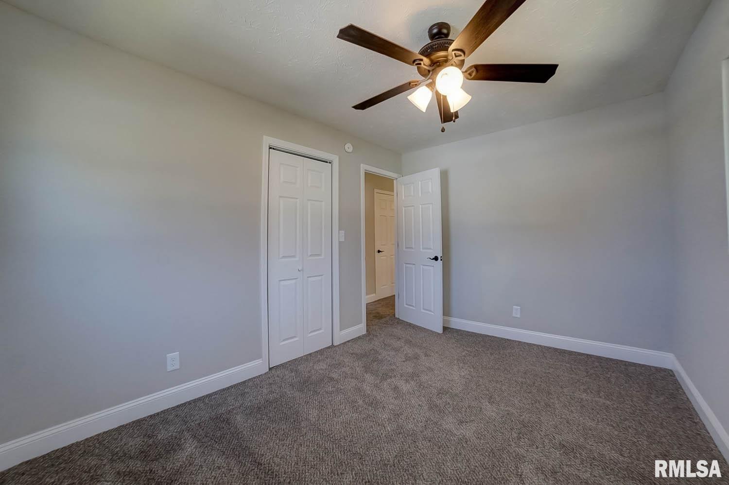 520 Sattley Street Rochester, IL 62563 - Photo 23 of 47