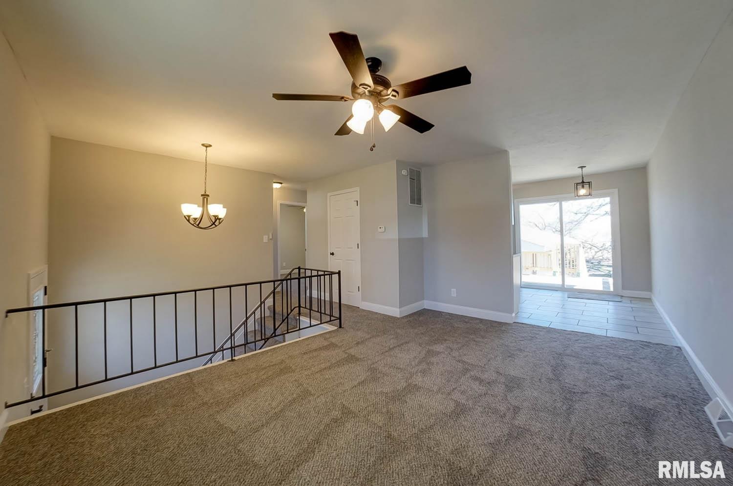 520 Sattley Street Rochester, IL 62563 - Photo 9 of 47