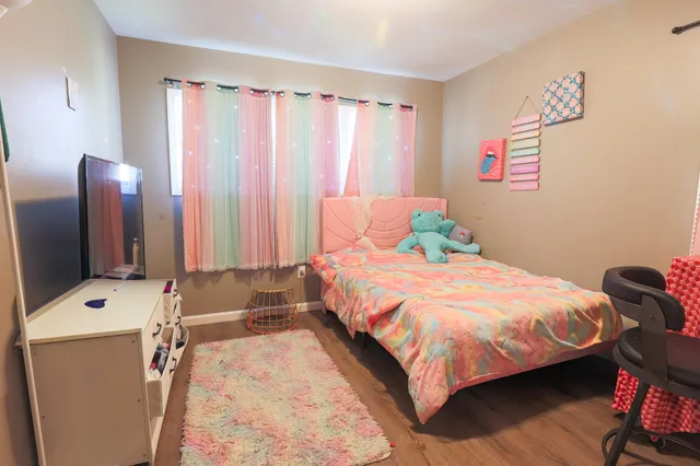 $182,500 | 5728 North 57th Street, Milwaukee, WI 53218