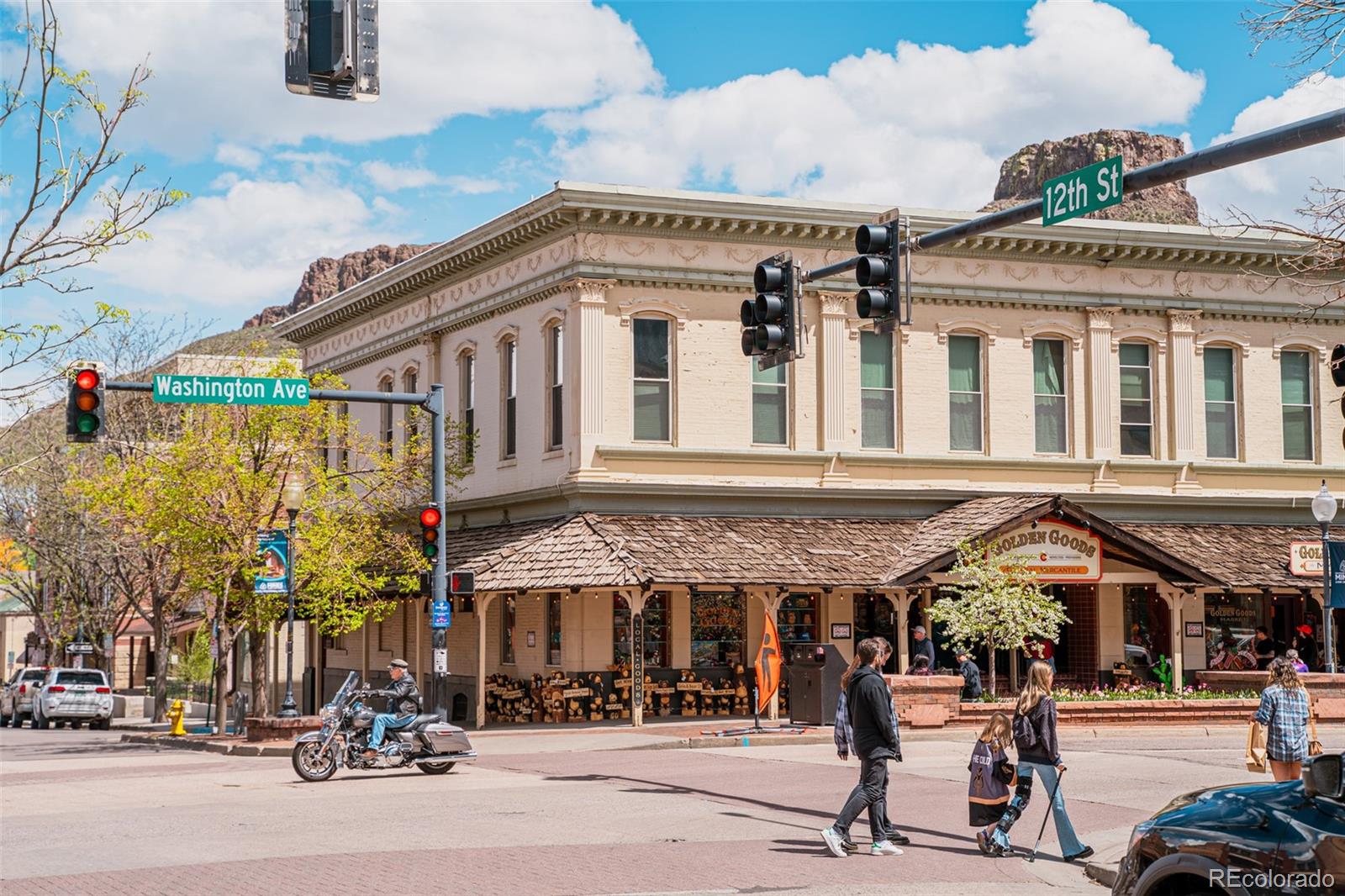 14484 Anvil Way Golden, CO 80403 - Photo 16 of 33