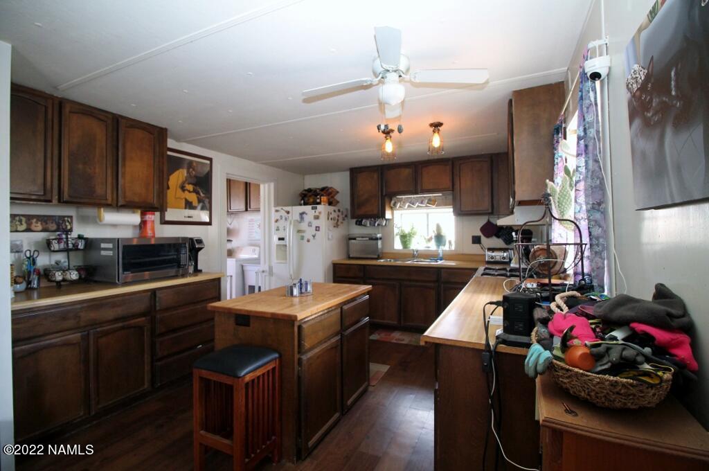 7370 Hutton Ranch Road Flagstaff, AZ 86004 - Photo 5 of 28 Kitchen
