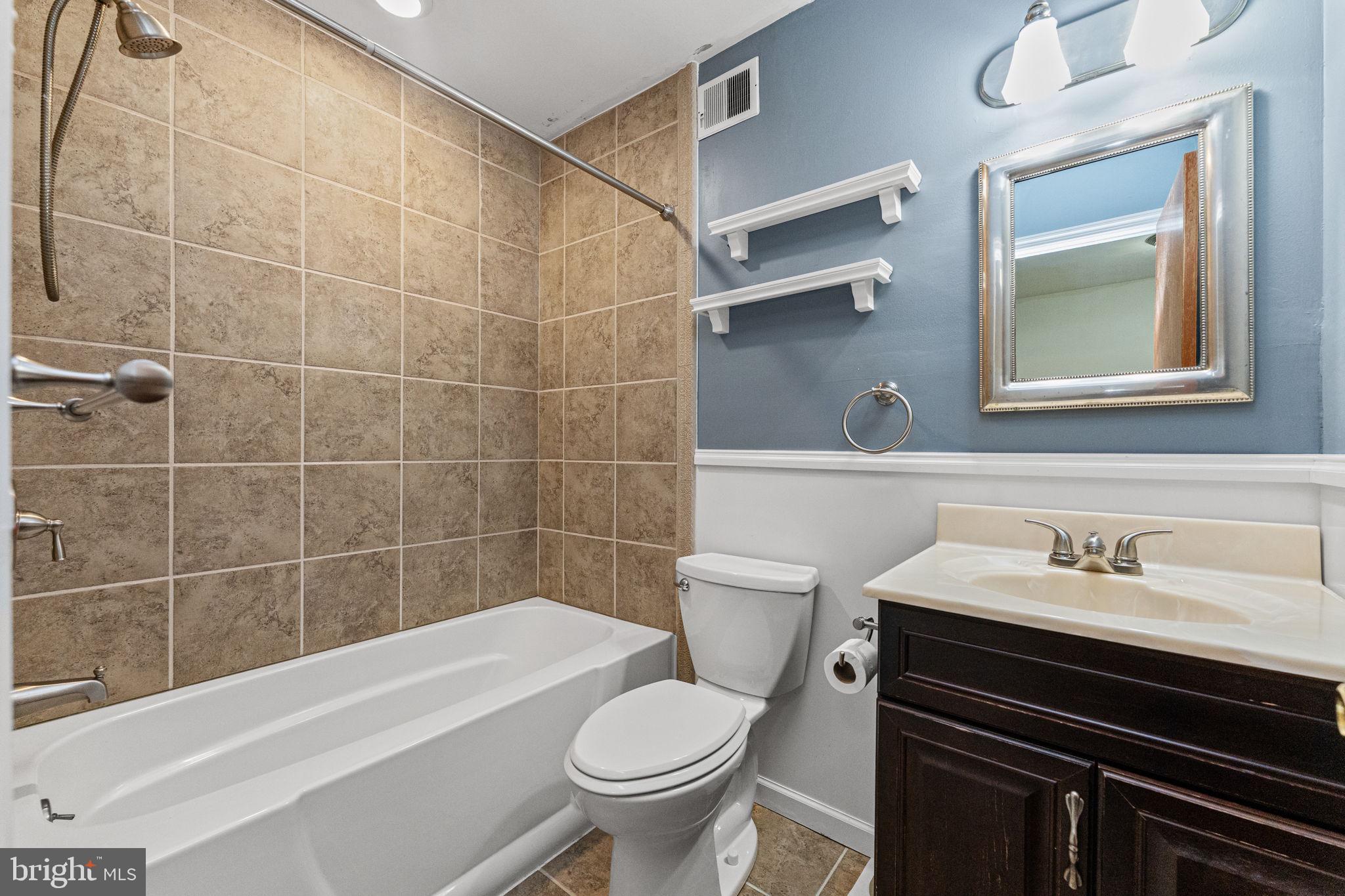 335 Leroy Street Philadelphia, PA 19128 - Photo 23 of 39