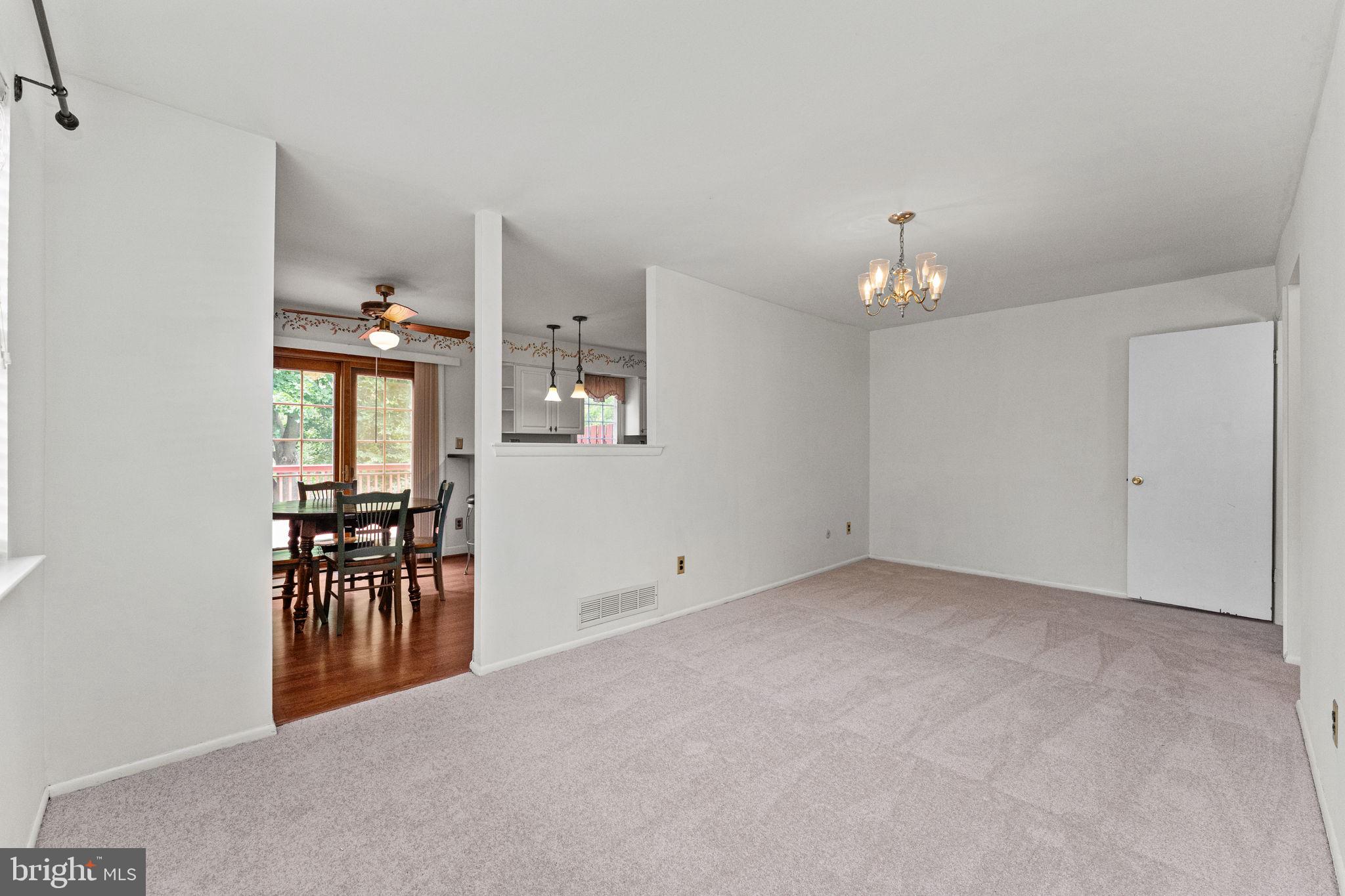 335 Leroy Street Philadelphia, PA 19128 - Photo 6 of 39