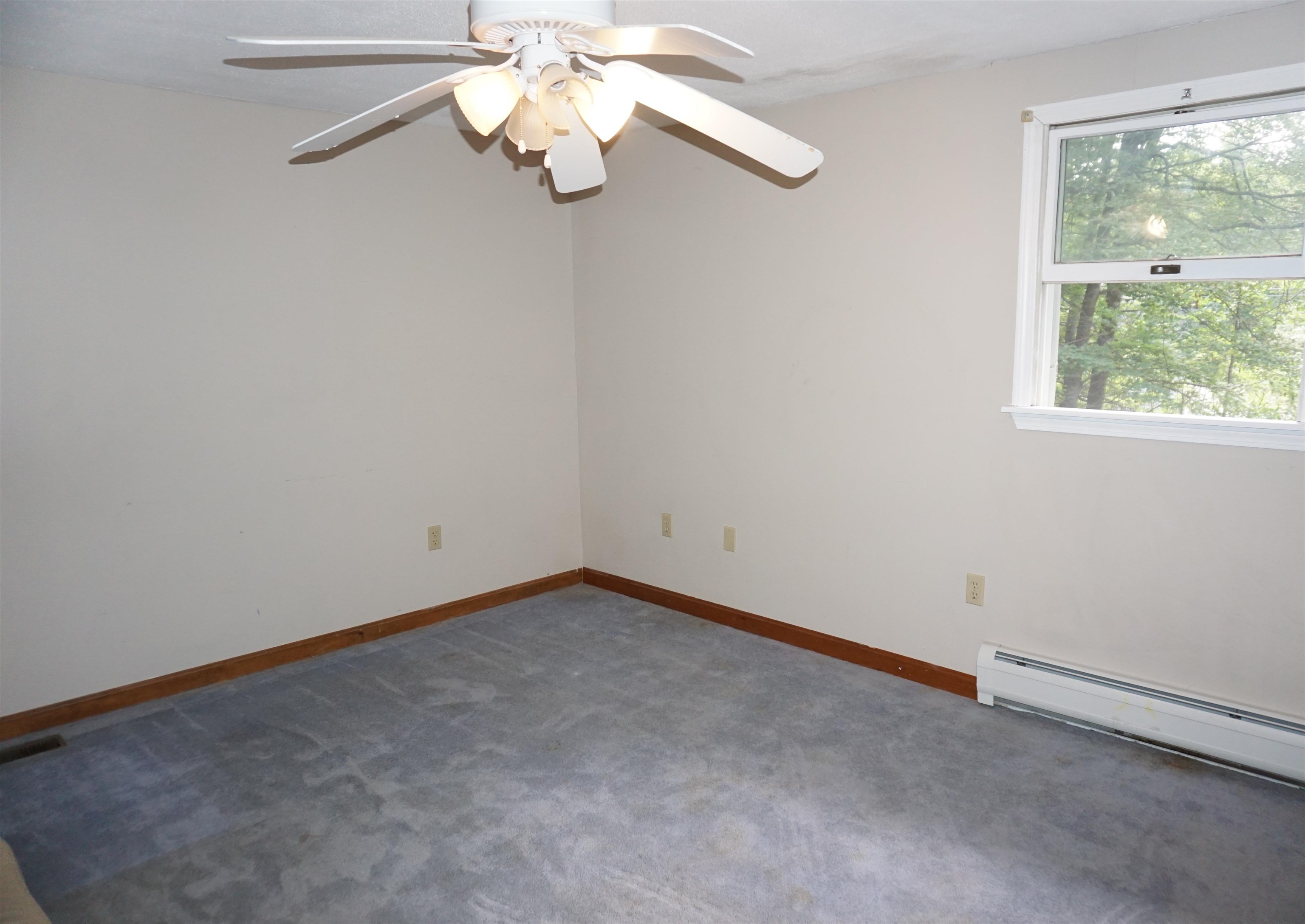 10 Hemlock Drive Weare, NH 03281 - Photo 22 of 34