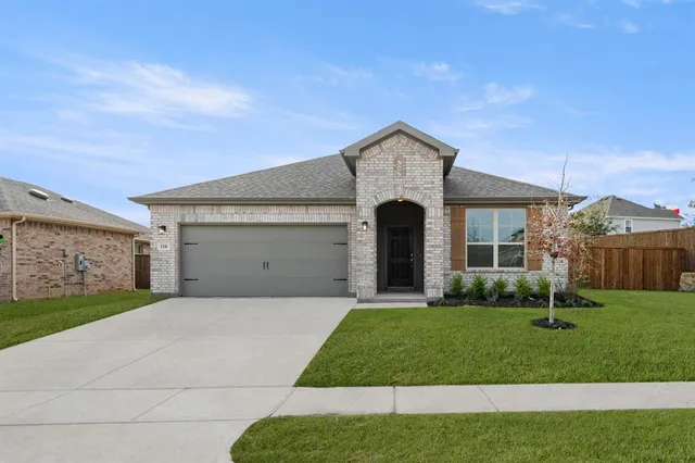 $324,990 | 110 Honey Bee Drive, Cleburne, TX 76031