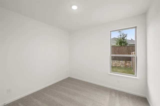 $324,990 | 110 Honey Bee Drive, Cleburne, TX 76031