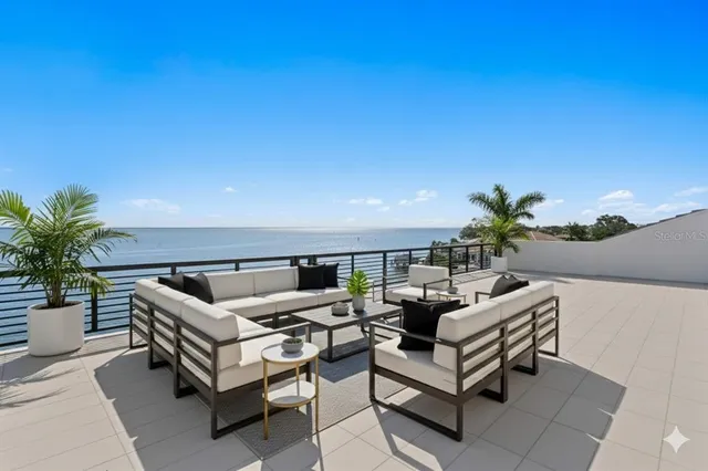 $6,400,000 | 2087 Michigan Avenue Northeast, St. Petersburg, FL 33703