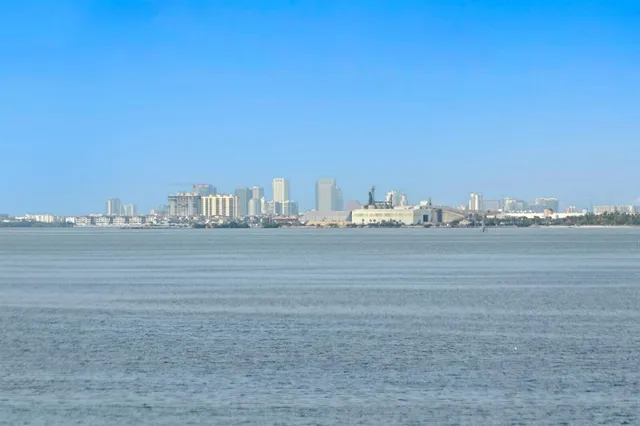 $6,400,000 | 2087 Michigan Avenue Northeast, St. Petersburg, FL 33703