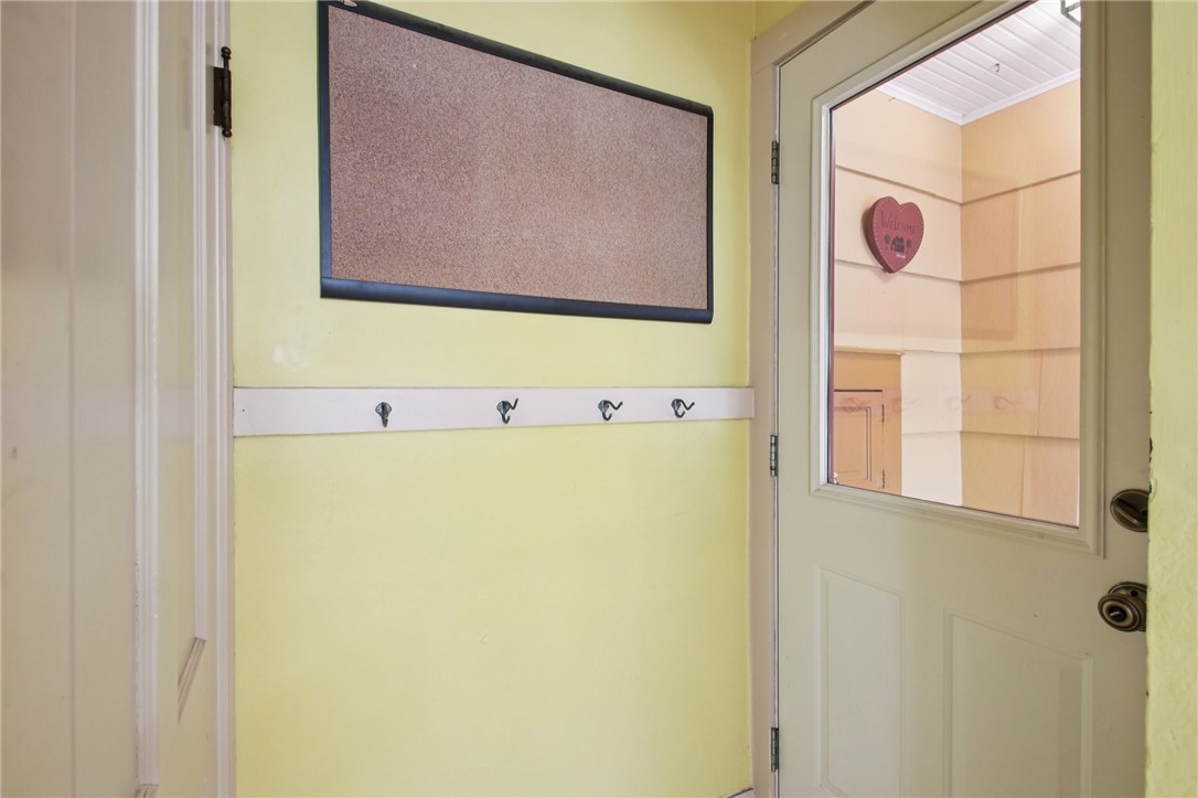 48 Walzford Road Irondequoit, NY 14622 - Photo 29 of 43