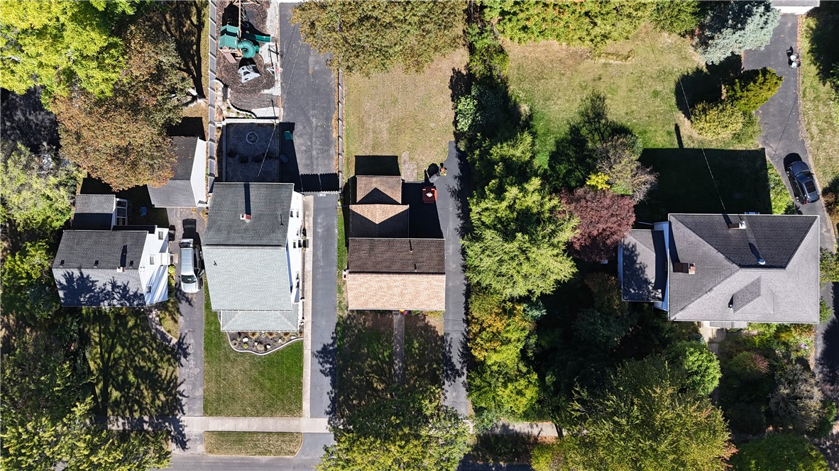 48 Walzford Road Irondequoit, NY 14622 - Photo 37 of 43