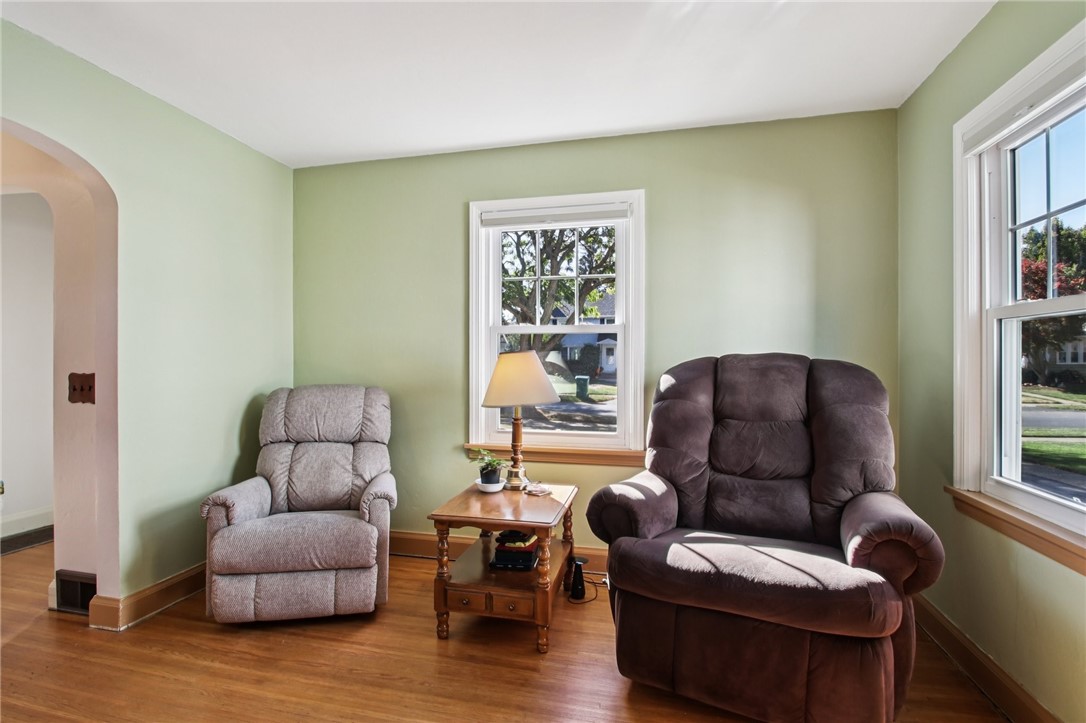 48 Walzford Road Irondequoit, NY 14622 - Photo 10 of 43