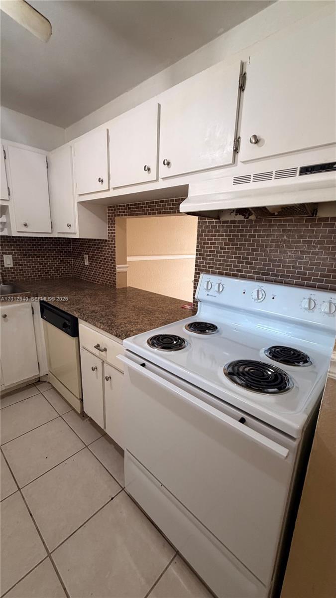 9972 Southwest 88th Street, Unit 1125 Miami, FL 33176 - Photo 13 of 15
