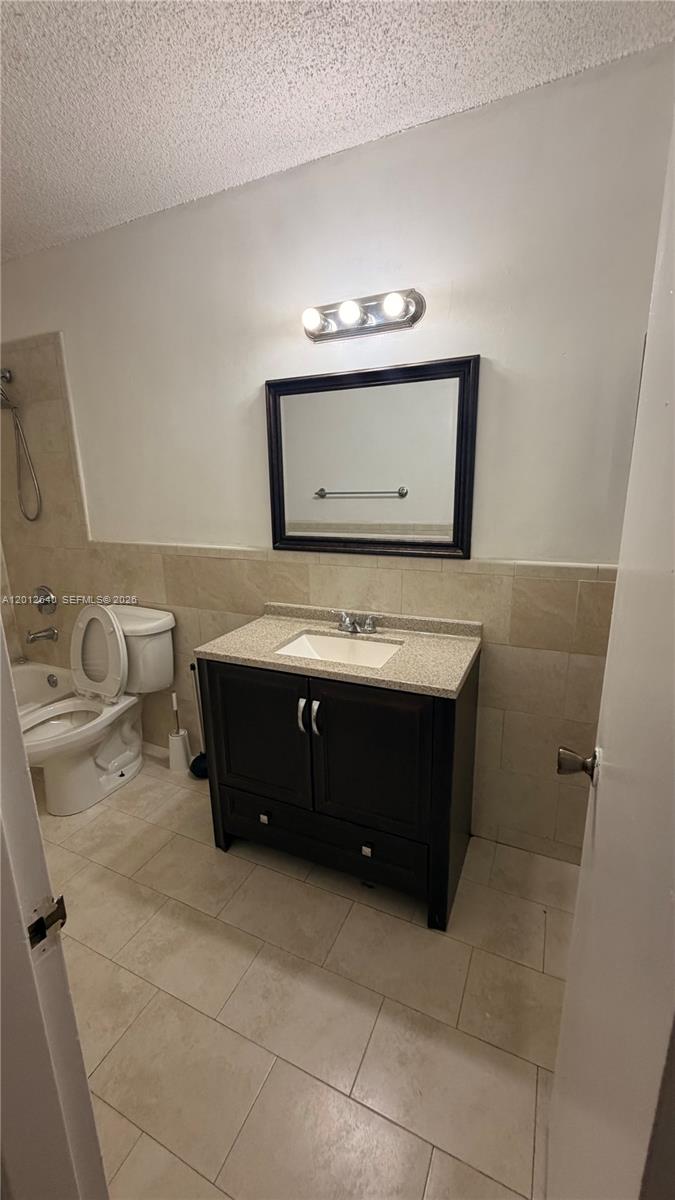9972 Southwest 88th Street, Unit 1125 Miami, FL 33176 - Photo 5 of 15