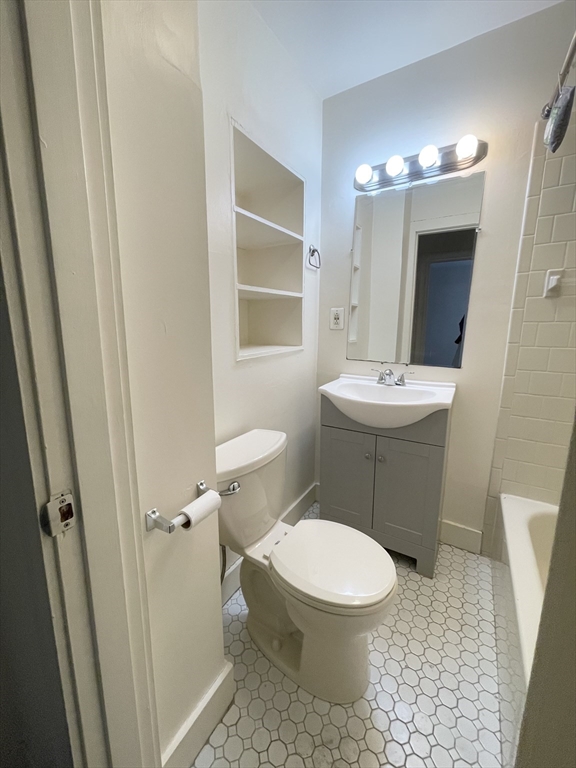 68 Myrtle Street, Unit 1 Boston, MA 02114 - Photo 12 of 15