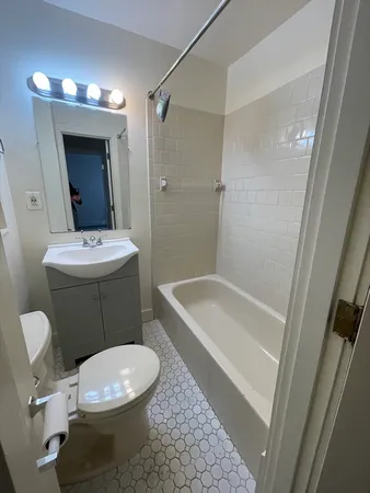 $3,200 | 68 Myrtle Street, Unit 1, Boston, MA 02114