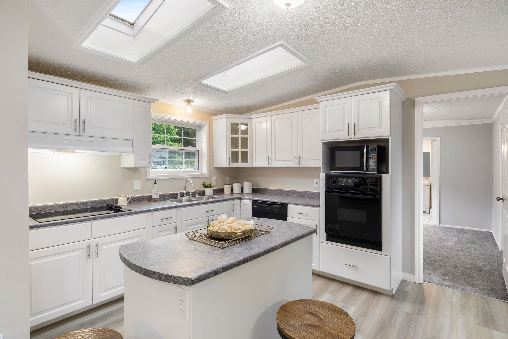 128 Jamey Drive Rochester, NH 03868 - Photo 10 of 29 Gallery Image 10