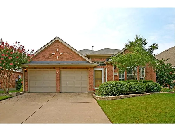 $2,560 | 4709 Belladonna Drive, Fort Worth, TX 76123