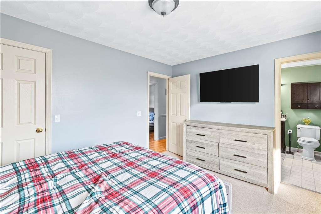 12 Railroad Row Warwick, RI 02886 - Photo 13 of 29