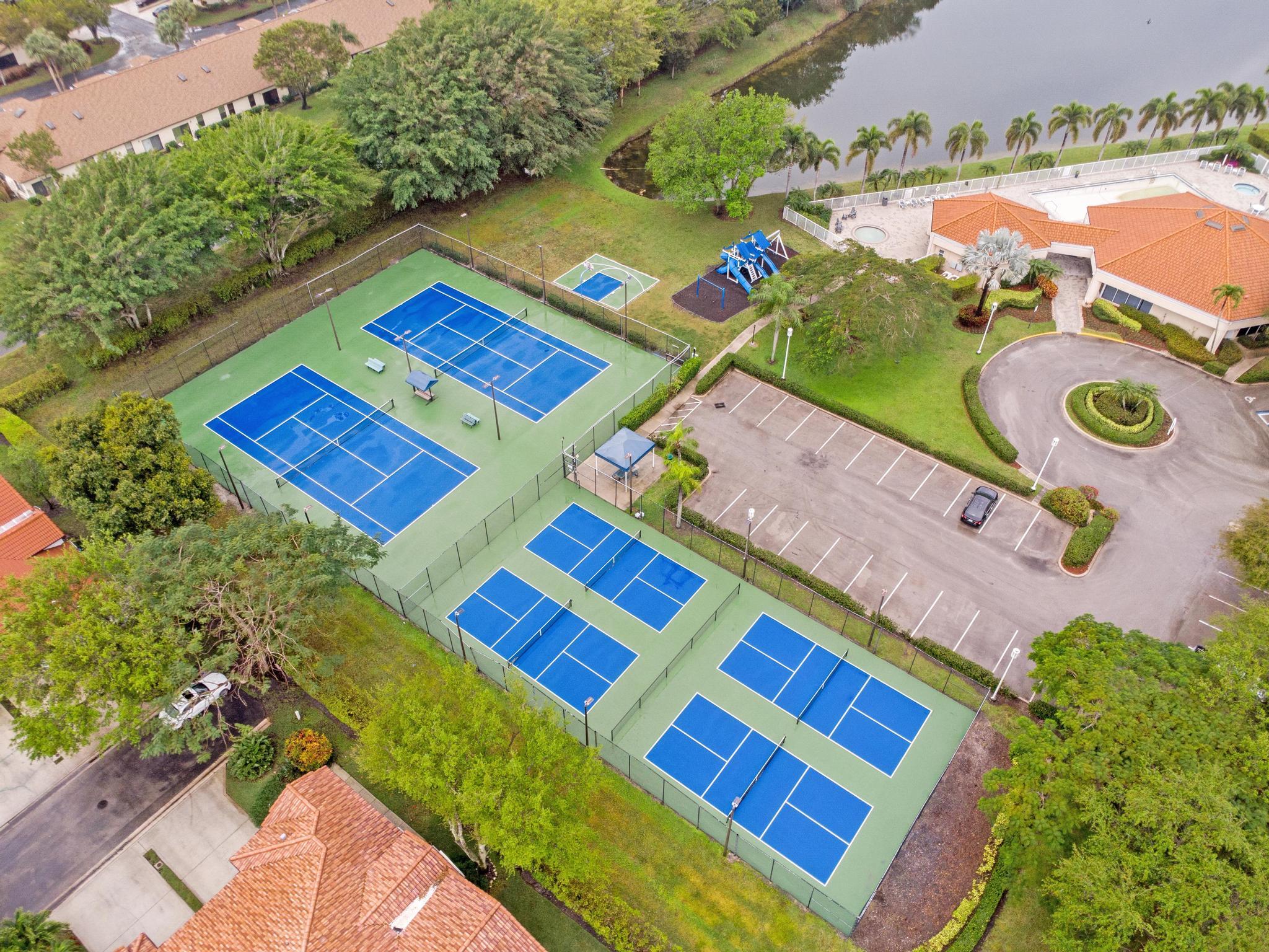 8224 Vía Bella Boca Raton, FL 33496 - Photo 63 of 68 36