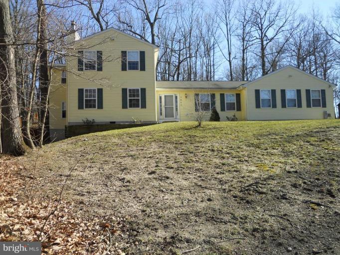 7693 Clark Road Hanover, MD 21076 - Photo 1 of 18 Exterior (Main)