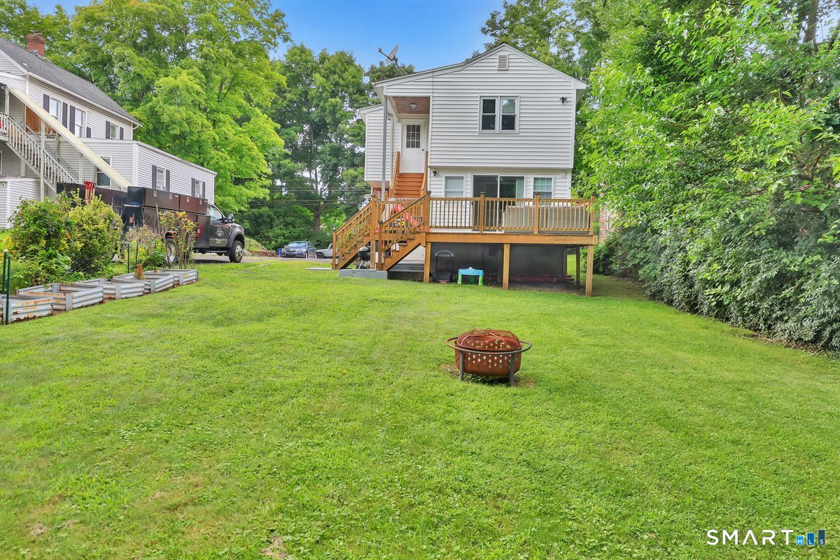 299 Westfield Road Meriden, CT 06450 - Photo 24 of 27 Gallery Image 24