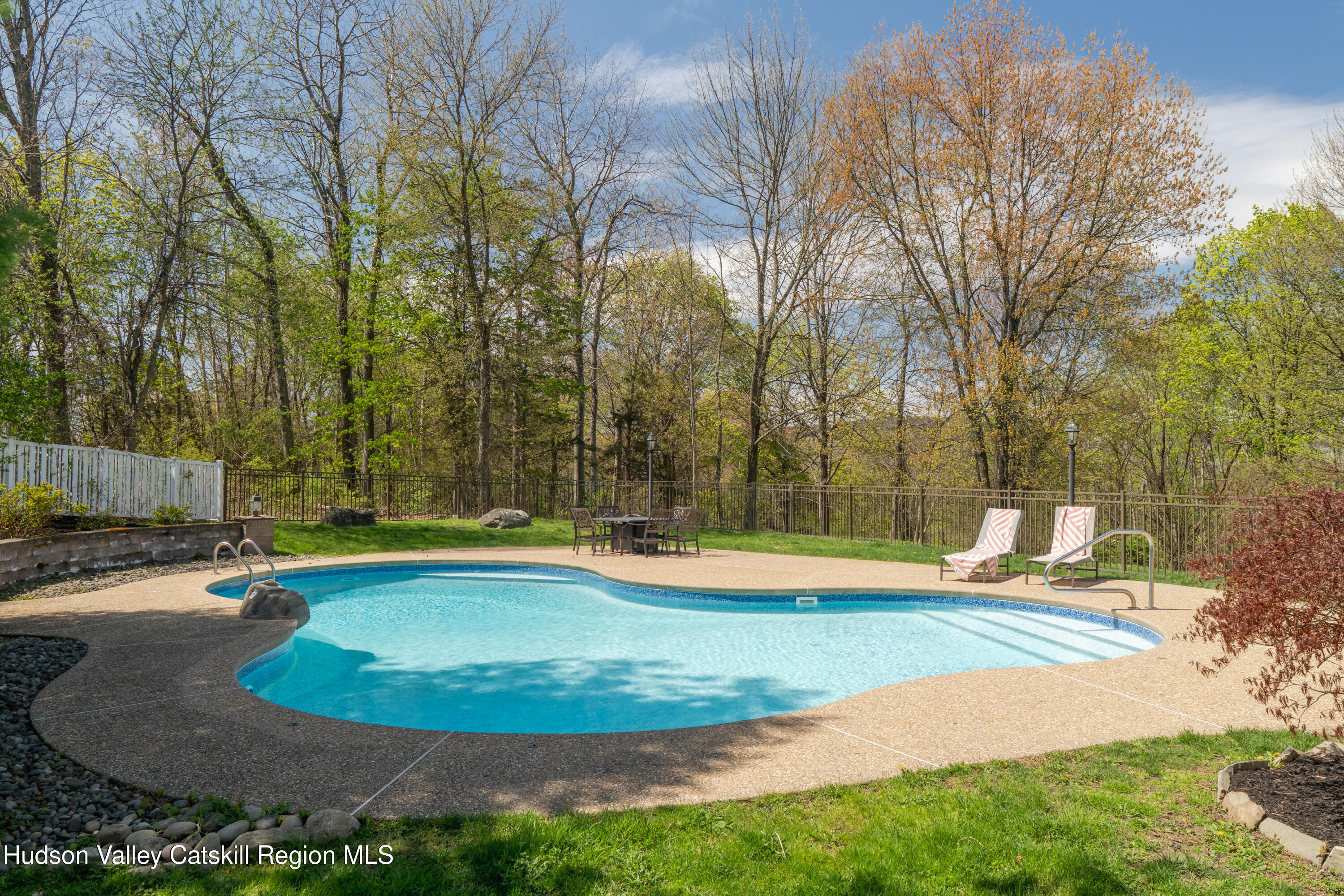 12 Ridgeview Lane Marlboro, NY 12542 - Photo 2 of 33 02,12RidgeviewLane-37