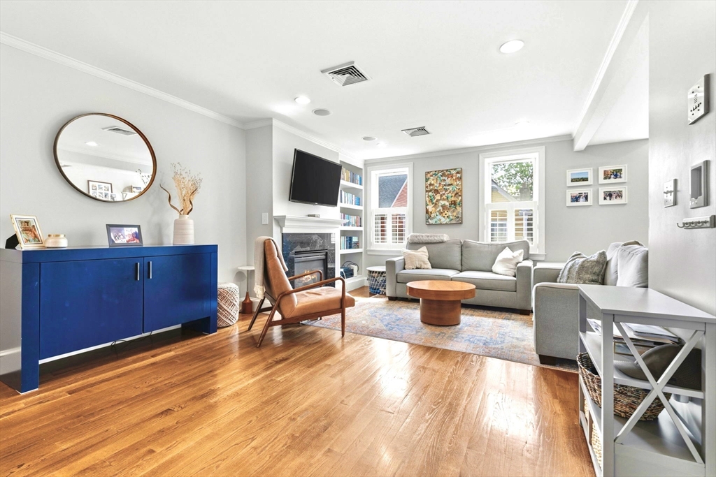 77 Green Street, Unit 2 Boston, MA 02129 - Photo 2 of 20