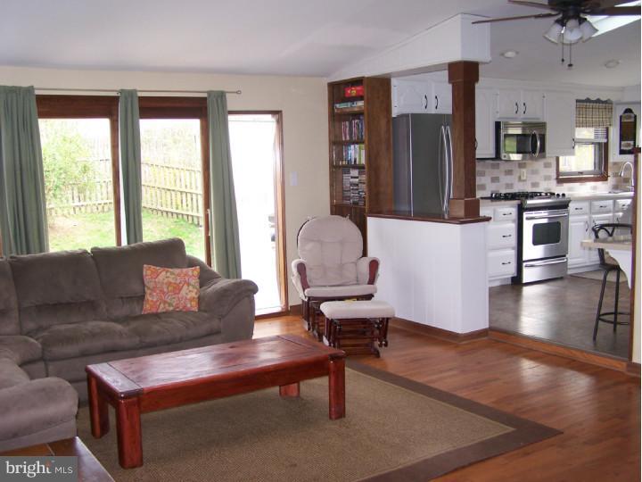 761 Valley Road Phoenixville, PA 19460 - Photo 11 of 22 Family Room