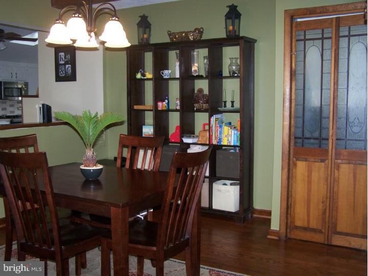761 Valley Road Phoenixville, PA 19460 - Photo 10 of 22 Dining Room