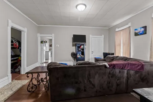 $245,000 | 326 West 6th Avenue, Oshkosh, WI 54902