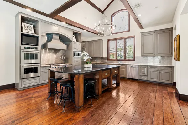 $4,995,000 | 354 Piney Point Road, Houston, TX 77024