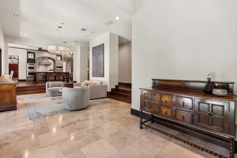 $4,995,000 | 354 Piney Point Road, Houston, TX 77024