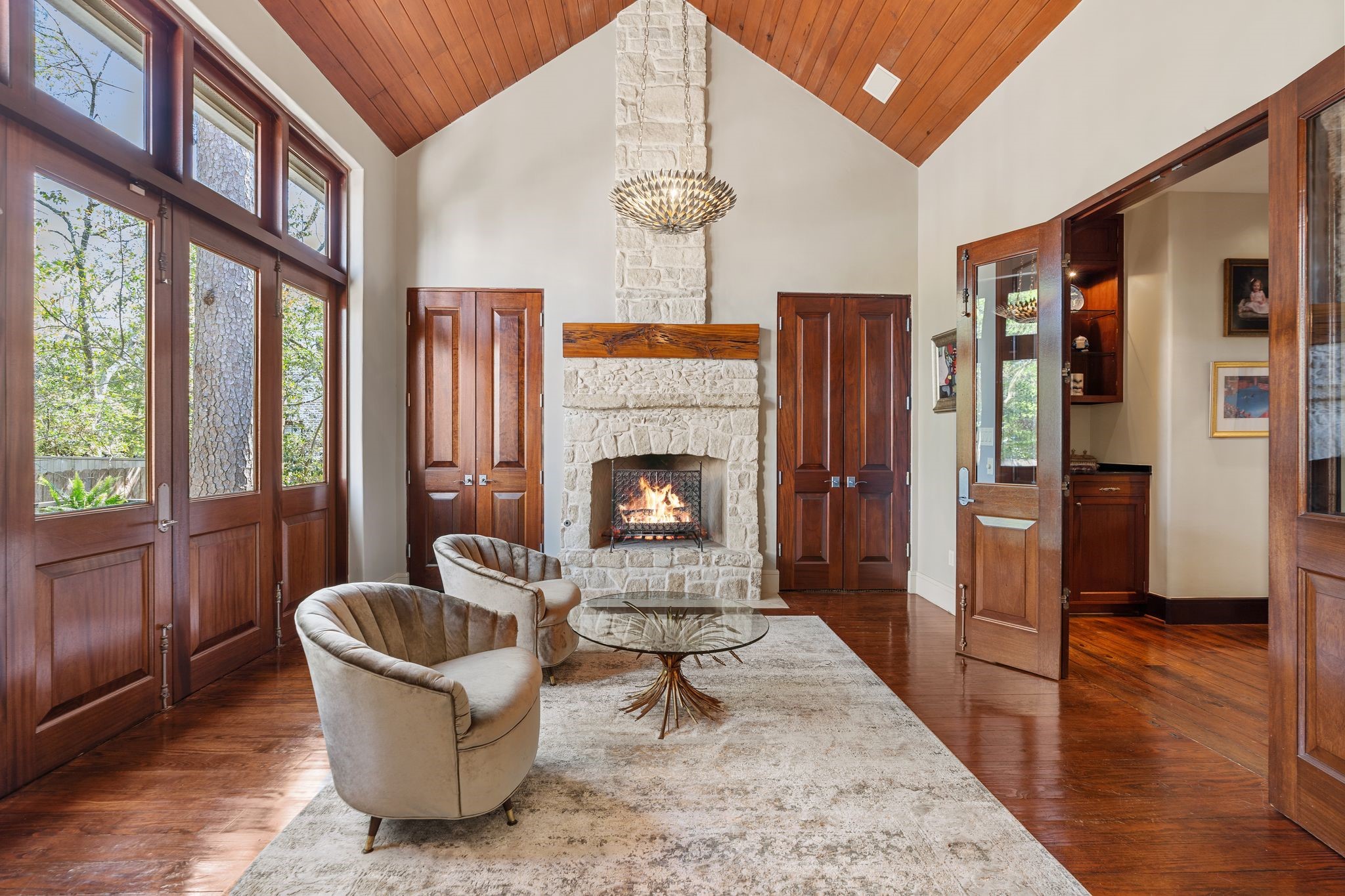 354 Piney Point Road Houston, TX 77024 - Photo 28 of 50