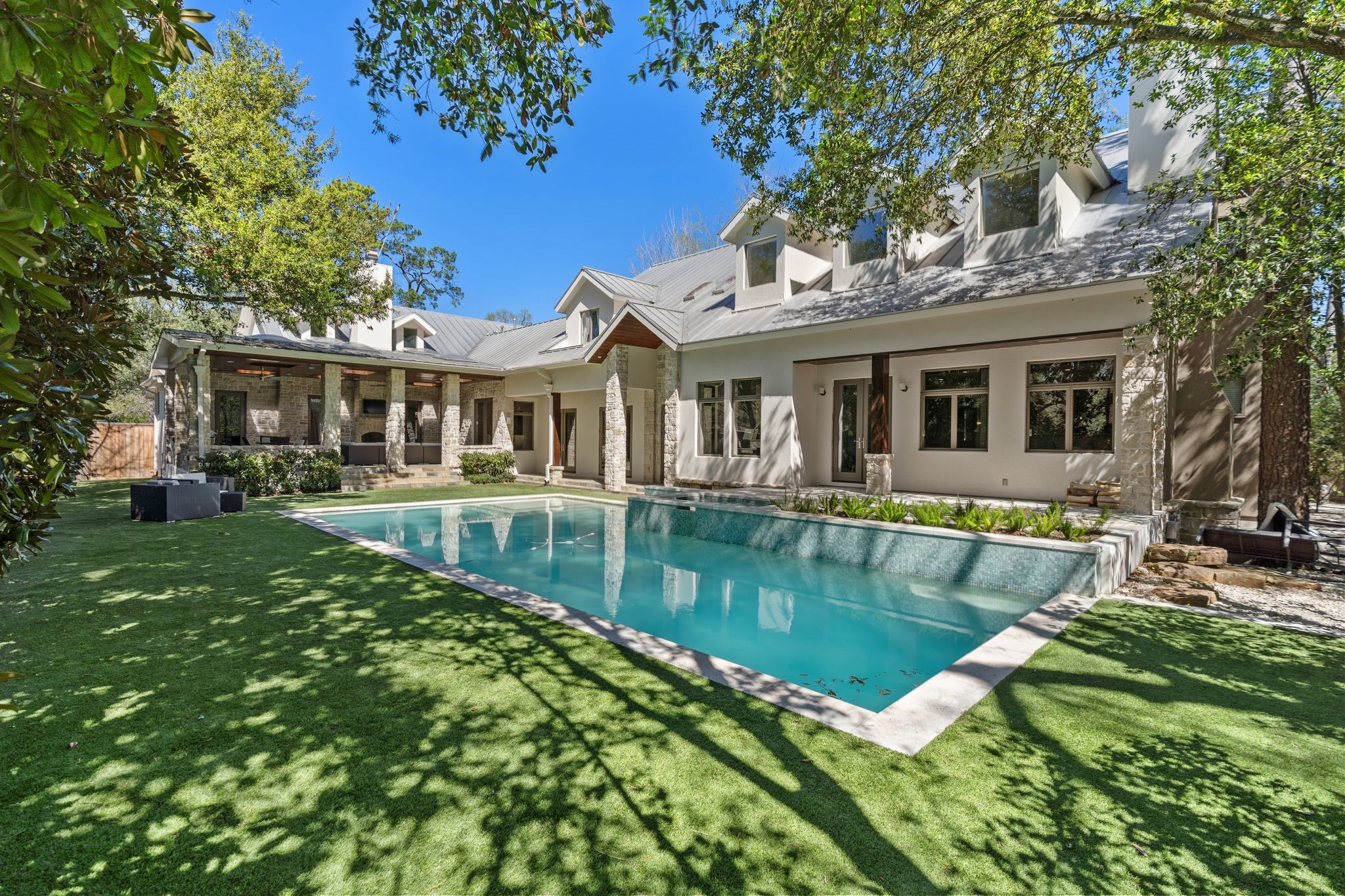 354 Piney Point Road Houston, TX 77024 - Photo 3 of 50