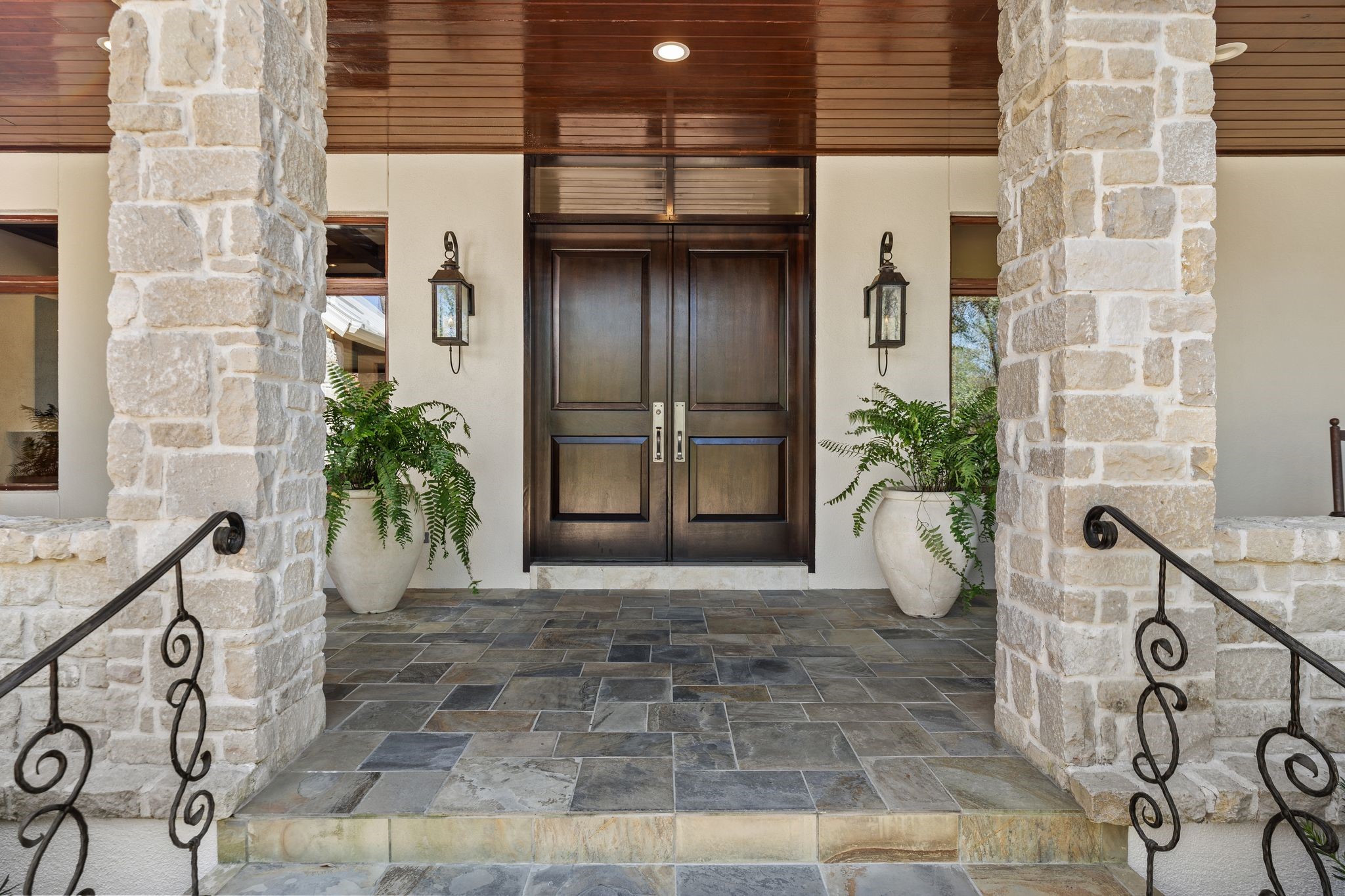 354 Piney Point Road Houston, TX 77024 - Photo 6 of 50